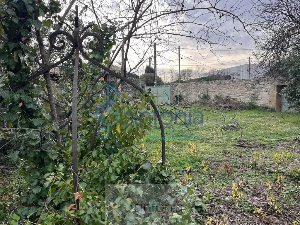 Aed - Development Project with Garden in Uzès Centre