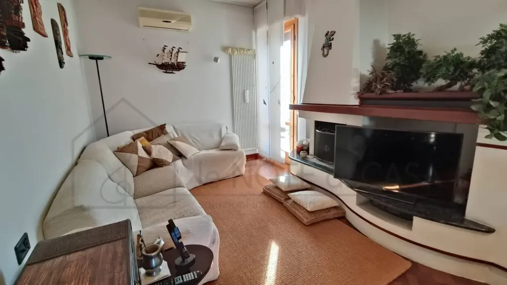 Elutuba - Independent Apartment with Balcony in Cesena