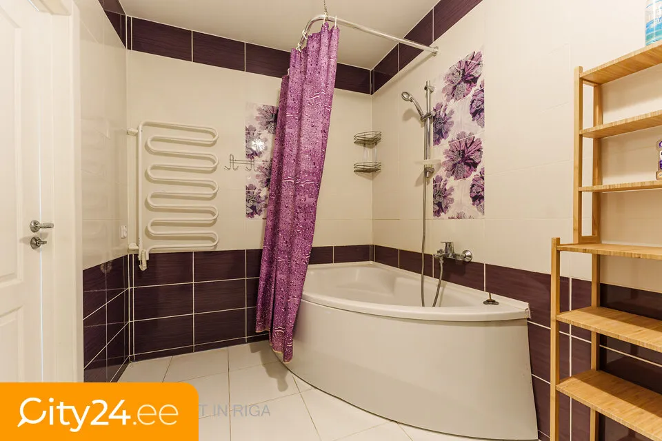 Bagni - 3-Bedroom Apartment in Riga Centre
