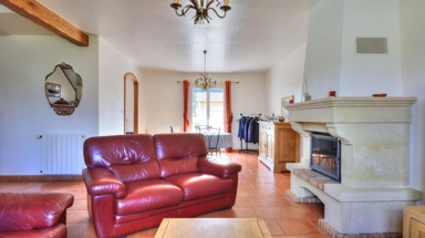 Séjour - Maison Charmante avec Terrasse à 5' de Dreux