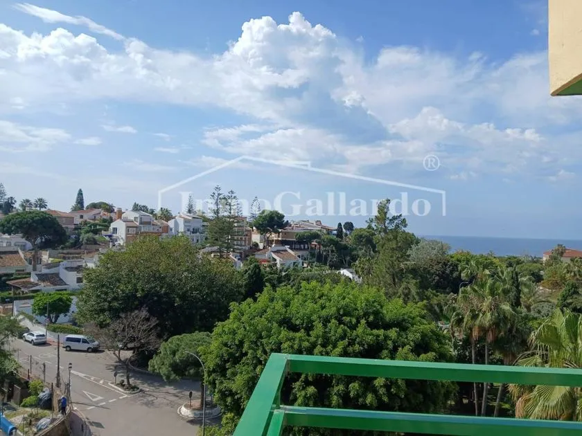 Balcone - Spacious Apartment with Terrace in Málaga Centre