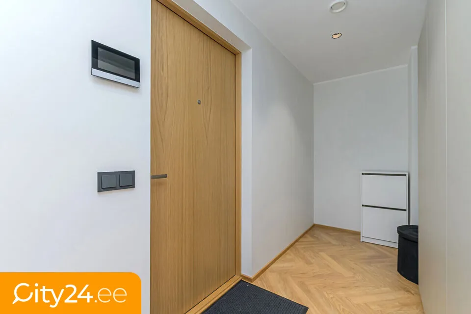 Entrée - Minimalist 2-Room Flat with Balcony in Tiskreoja