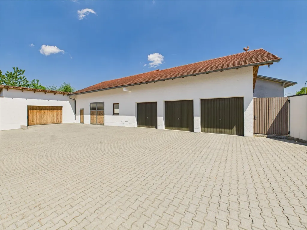 Exterior - 3-bedroom house in Frontenhausen