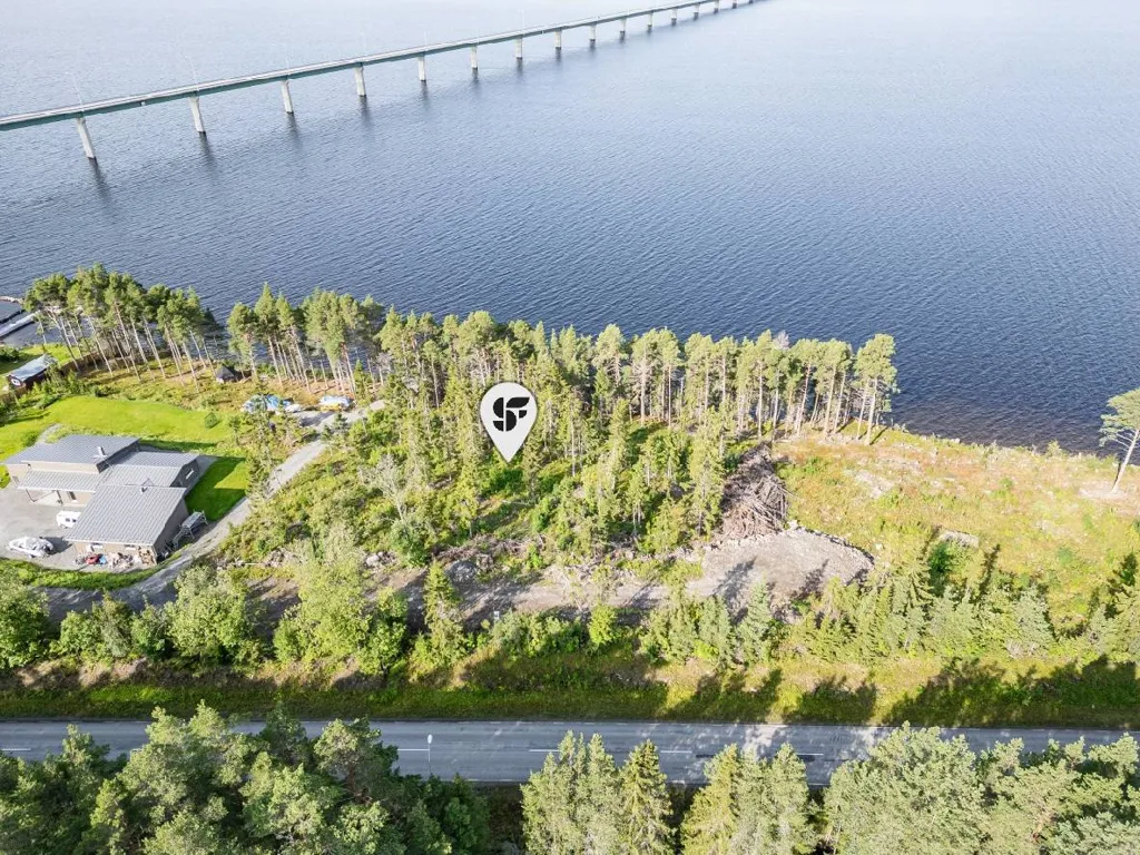 Terrain à Bergs kommun