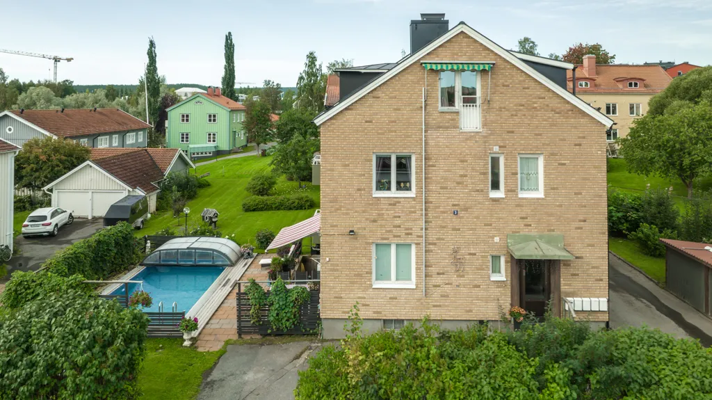 Õhuvaade - Riverfront Rental House with Pool in Älvsbacka