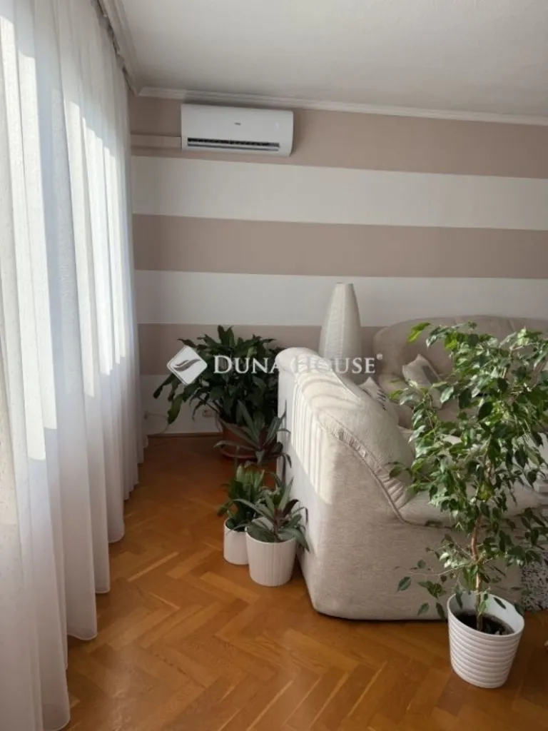Living Room - Modern Flat with Balcony in Budapest XVI