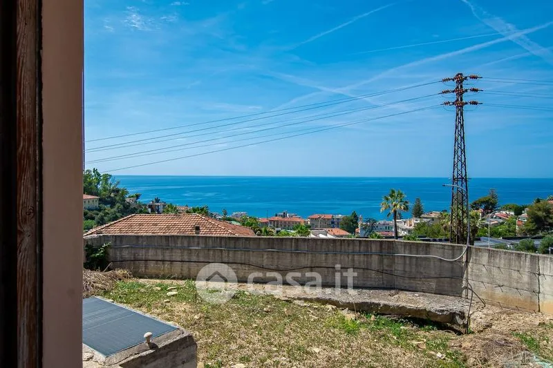 Terrazza - Villa with Balcony in Ospedaletti