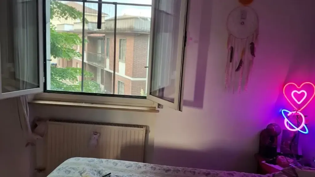 Chambres - Trilocale with Balcony in Piacenza