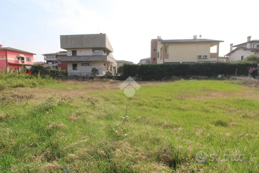 Garden - Buildable Plot in Verona's Brigate