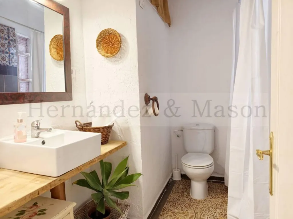 Salles de bain - Detached House with Pool in Solymar, Benalmádena