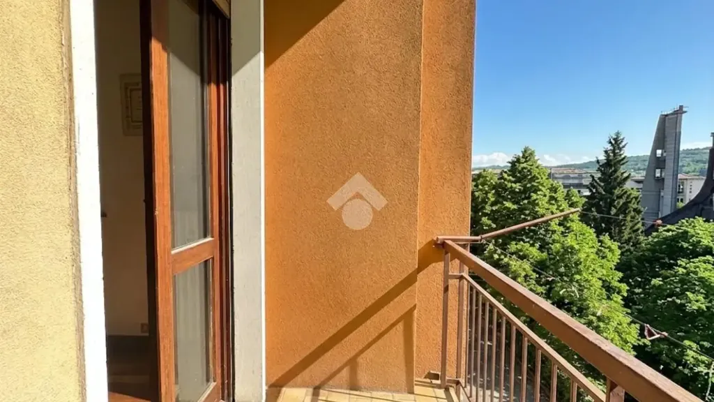 Rõdu - Panoramic Triplex in Verona Centre
