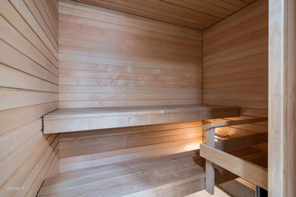 Rooms - Modern Apartment with Balcony in Myyrmäki