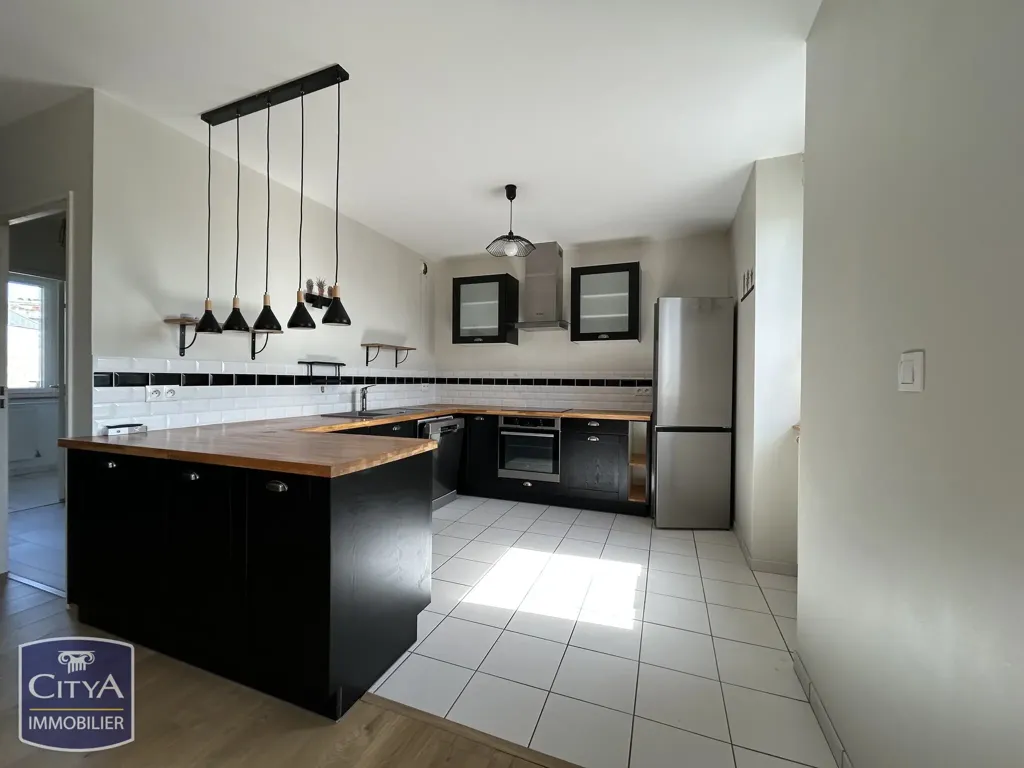 Cuisine - Appartement Lumineux avec Ascenseur au Nord - Gare