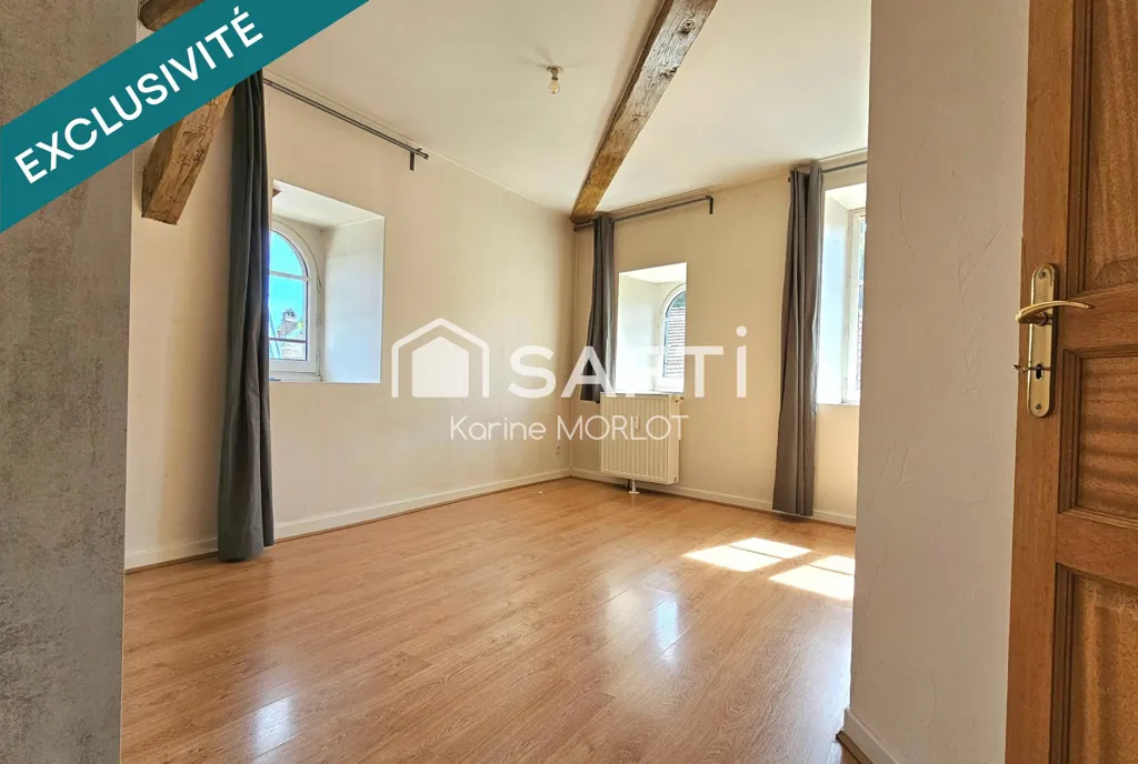 Pièces - Appartement Duplex avec Parking à Ornans