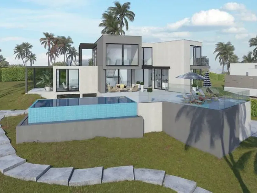 Contemporary Villa with Pool in Alcaidesa