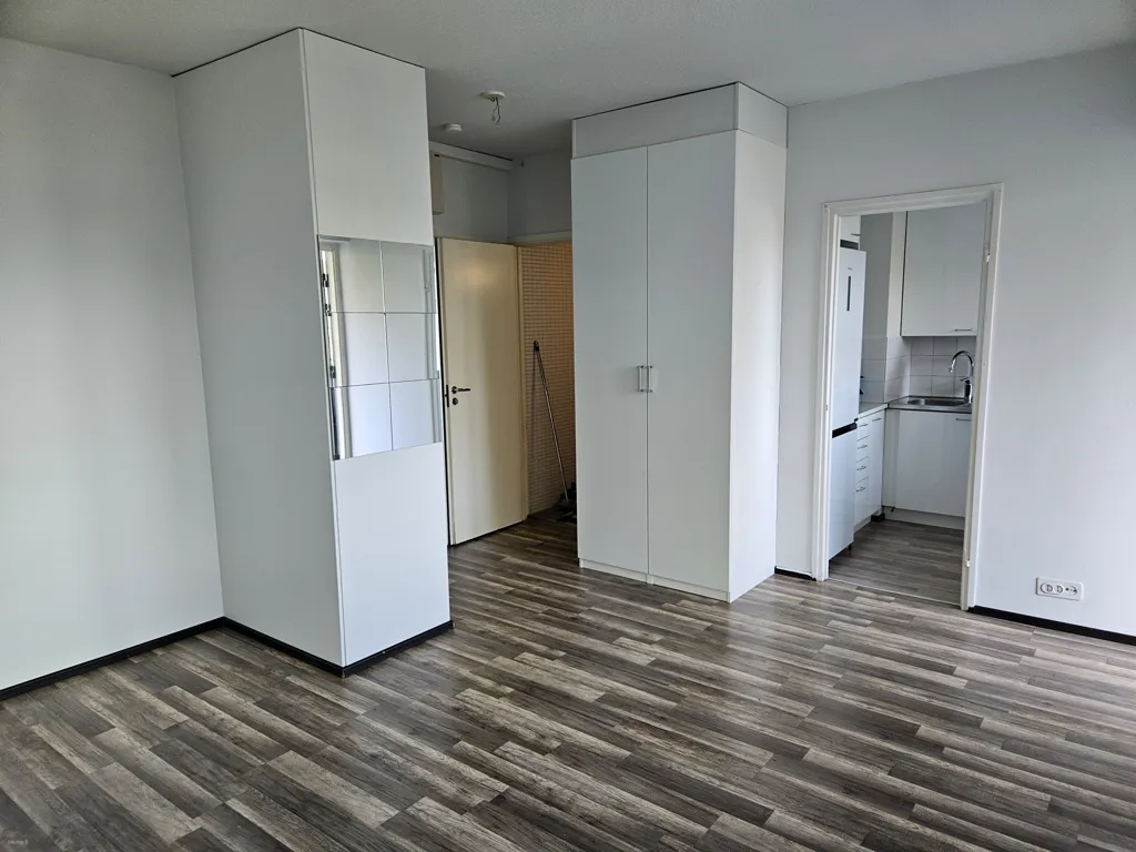 Köök - Bright Studio Flat with Balcony in Espoo