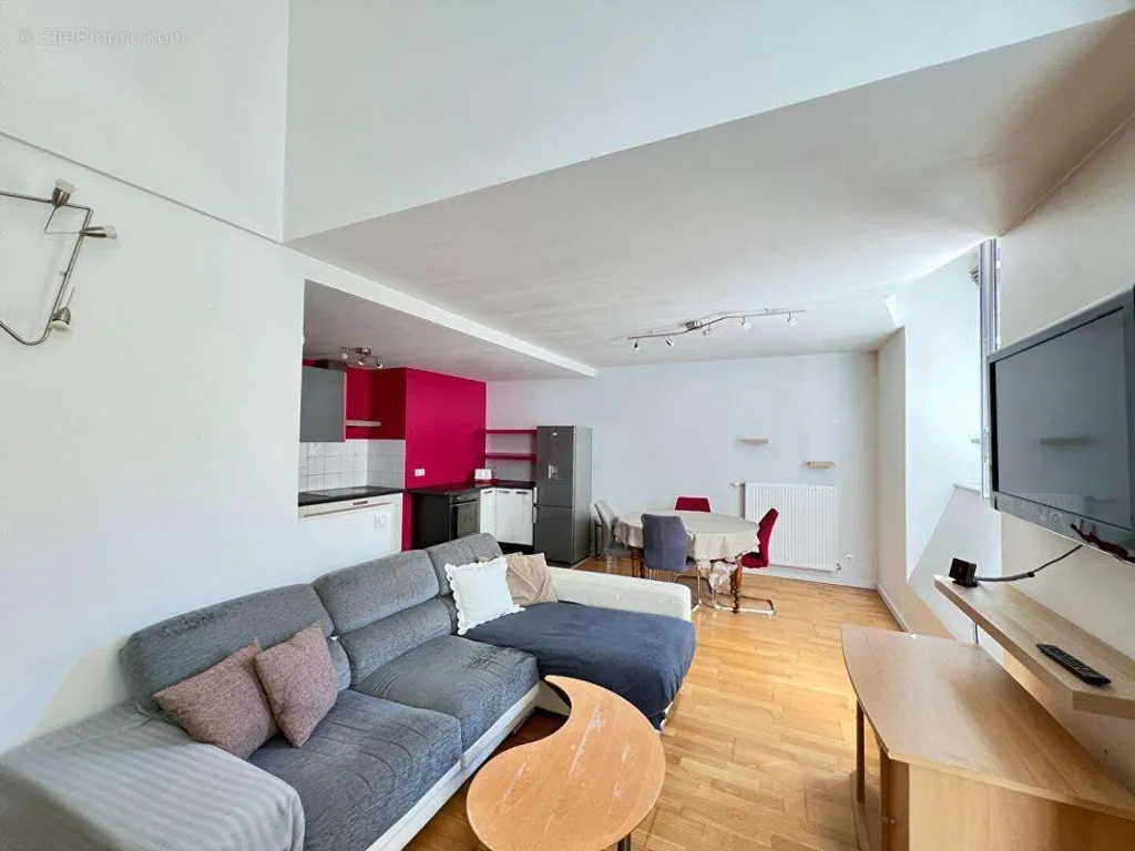 Séjour - Duplex avec Cachet dans le Centre de Riom