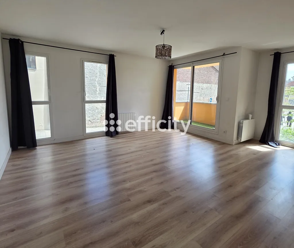 Elutuba - 3-Bedroom Apartment with Balcony in Roubaix Centre