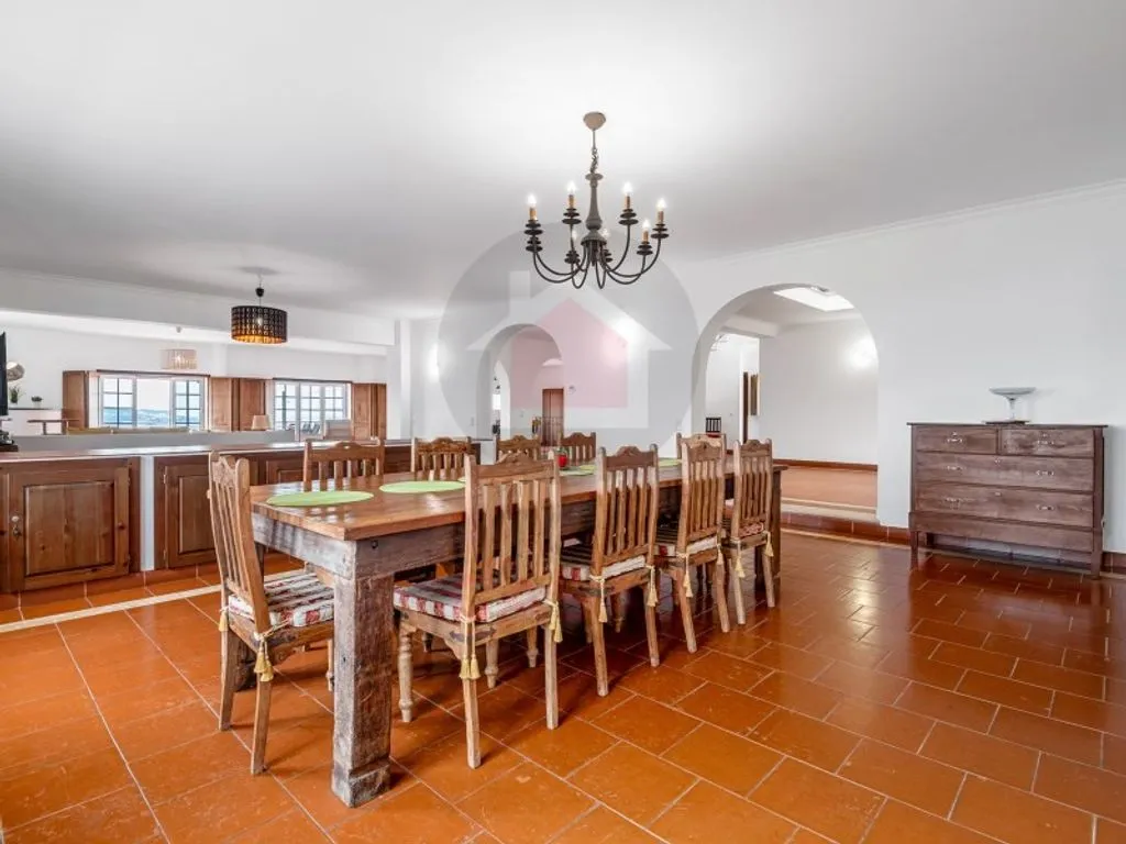 Söögituba - Detached House with Pool and Lagoon Views in Caldas da Rainha