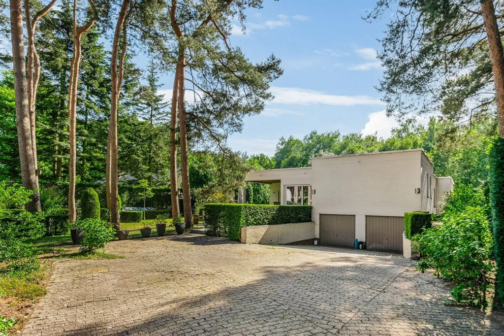 Extérieur - Maison de 1971 avec Garage à Waasmunster