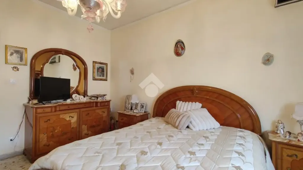 Chambres - Third Floor Flat with Balcony in Villagrazia