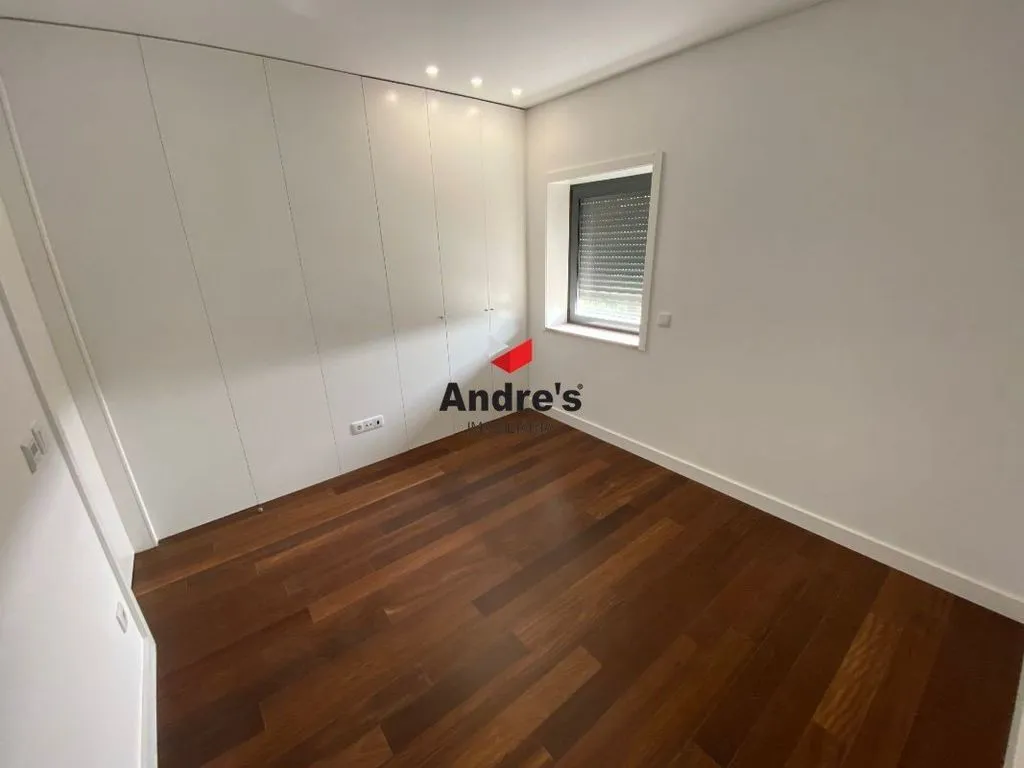 Toad - Remodelled Flat with Elevator in Boavista, Porto