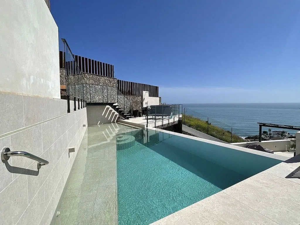 Piscine - Chalet with Pool and Terrace in El Peñoncillo