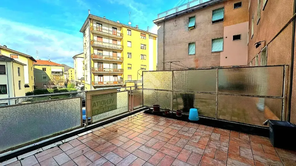 Balcon - Apartment with Terrace in Cairo Montenotte