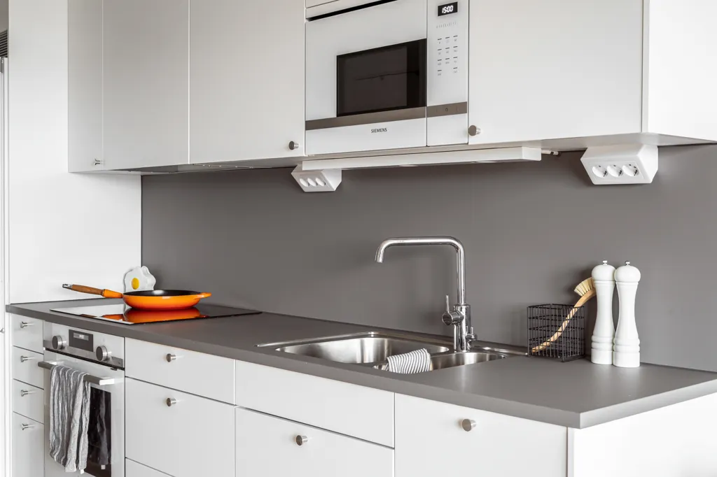 Kitchen - Modern Flat with West-Facing Balcony in Göteborg