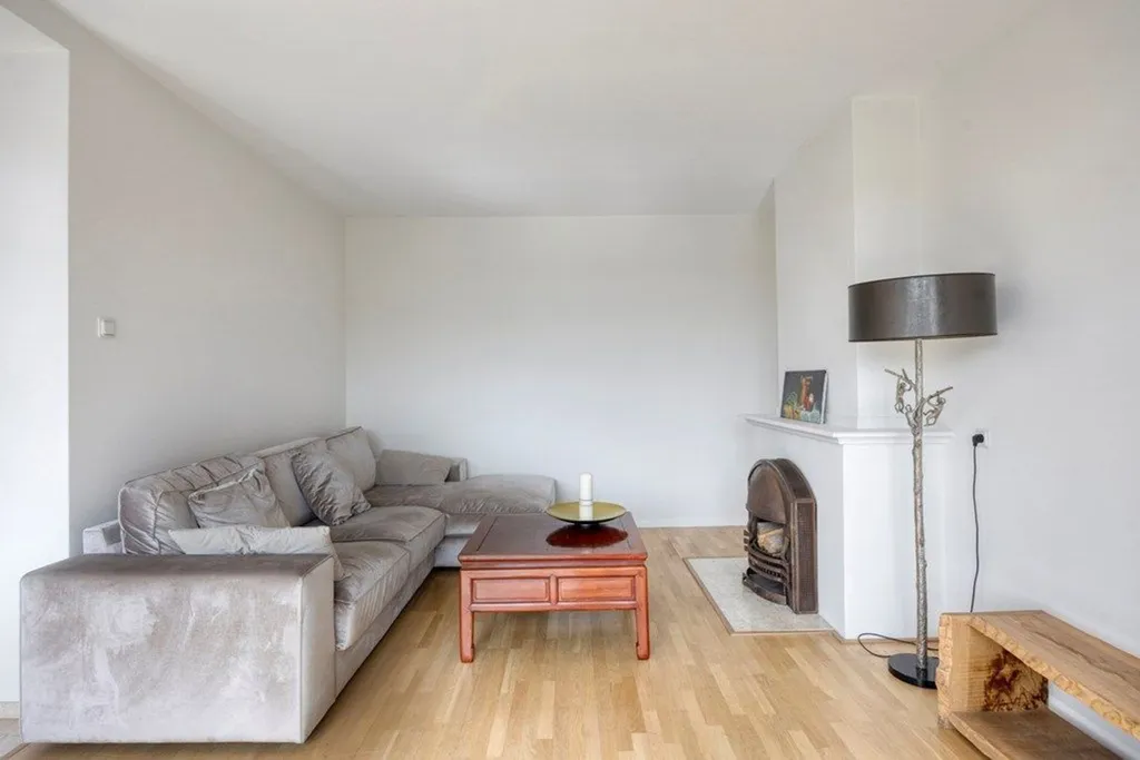 Elutuba - Bright Two-Bedroom Portiekflat in Benoordenhout