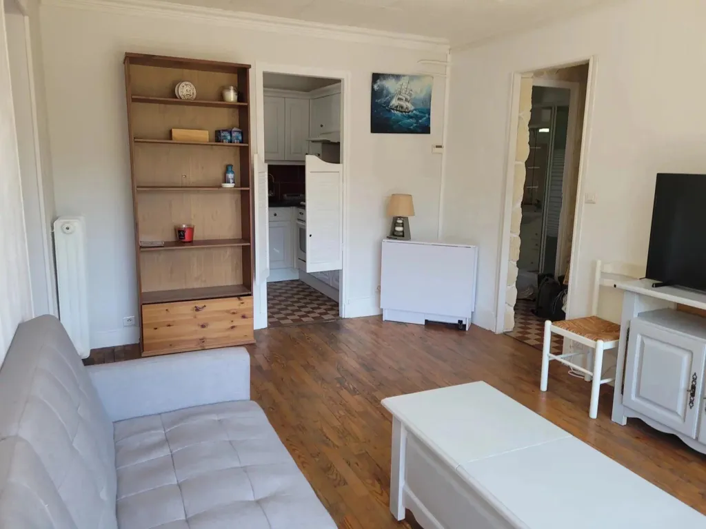 Elutuba - Furnished Apartment with Balcony in Marseille
