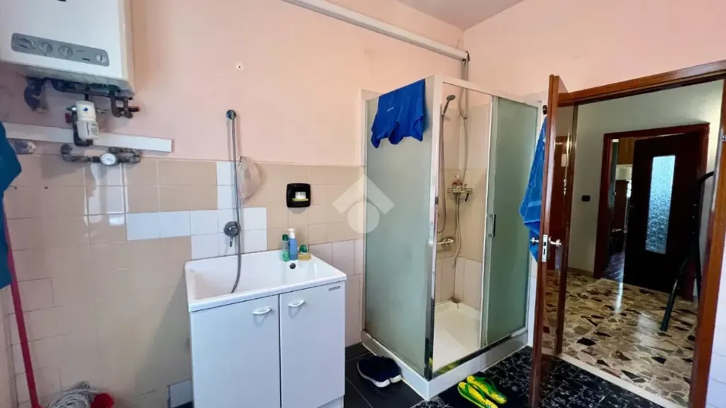 Salles de bain - Central Apartment with Balcony in Novellara