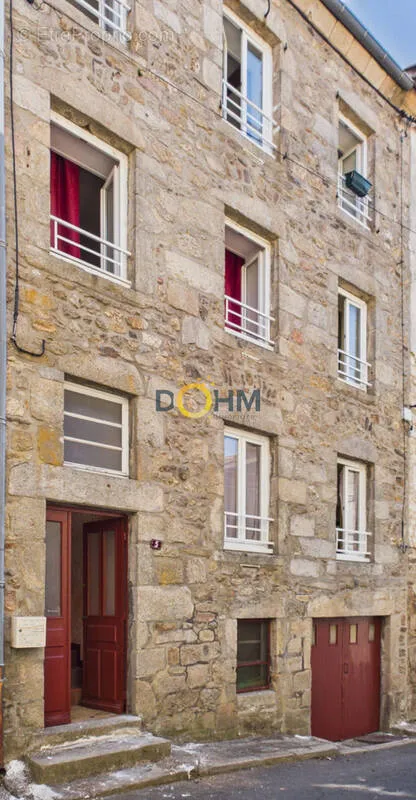 Extérieur - Immeuble avec 3 Appartements en Centre Bourg à La Chaise-Dieu