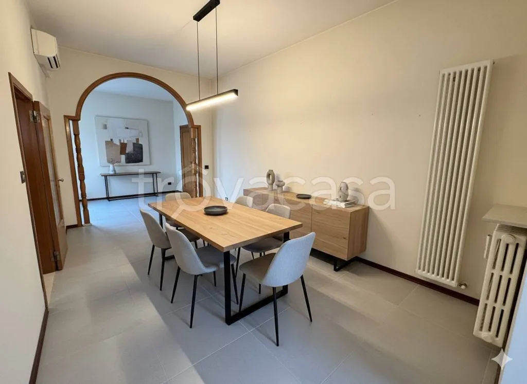 Dining Room - Completely Refined Bifamiliar in Central Ferrara