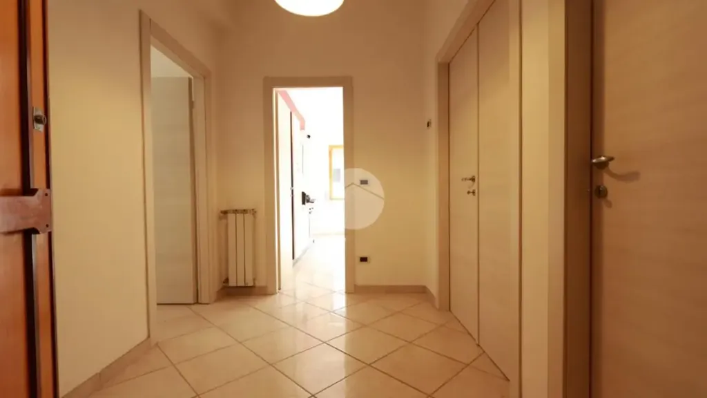 hallway_entrance
