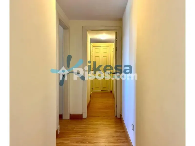 Esik - Apartment with Pool in Valparaíso Urbanisation
