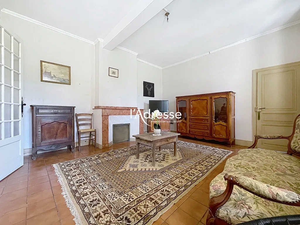 Elutuba - Victorian House with Garden in Muret Centre