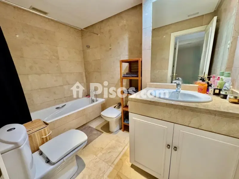 Bagni - Apartment with Pool in La Dama de Noche, Marbella