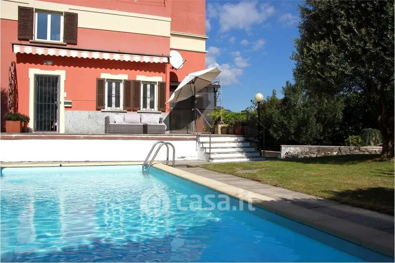 Piscine - Historic Villa with Private Pool in Pallanza
