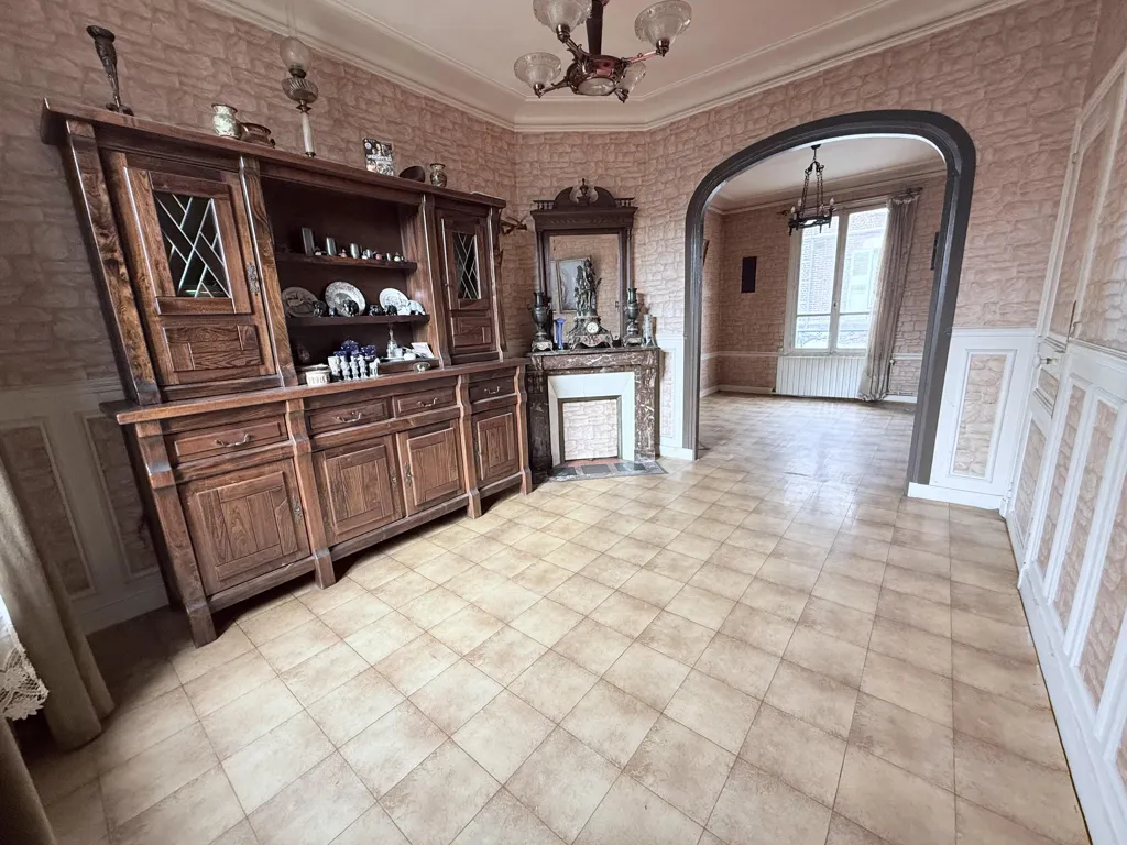 Dining Room - Traditional Townhouse near Compiègne Centre