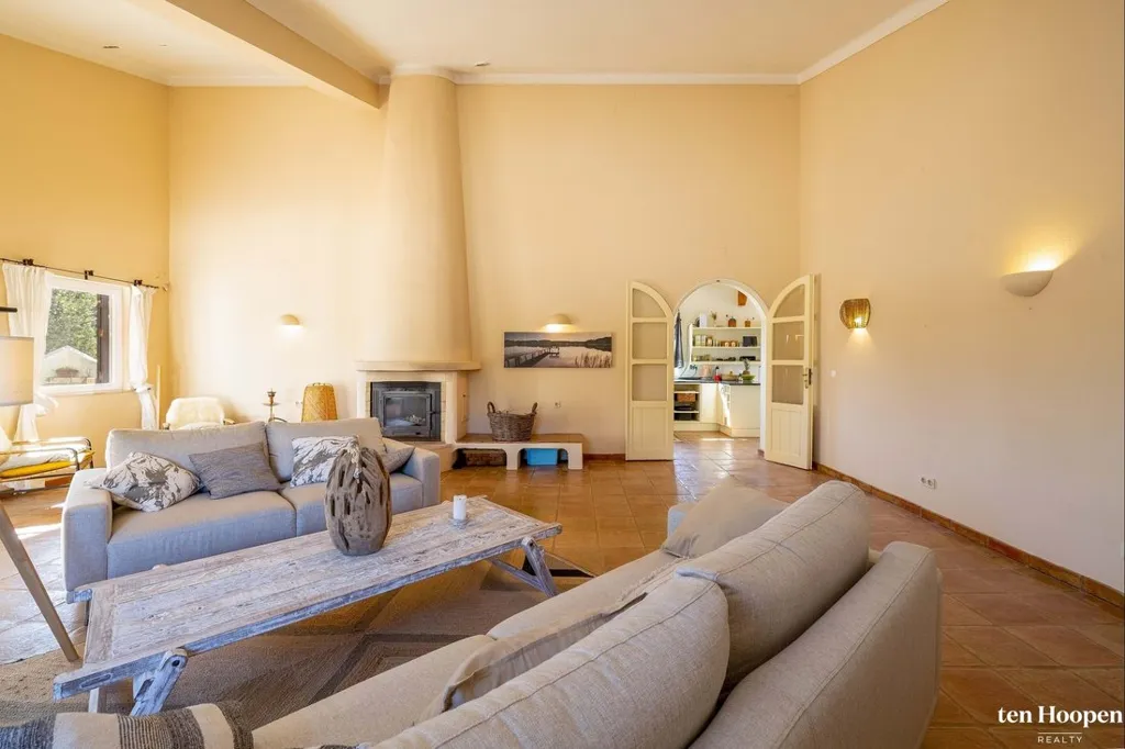 Elutuba - Lakeside Villa with Privacy on Barragem da Bravura