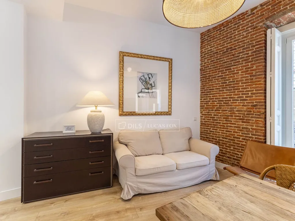 Elutuba - Exterior Apartment with Balconies in Madrid