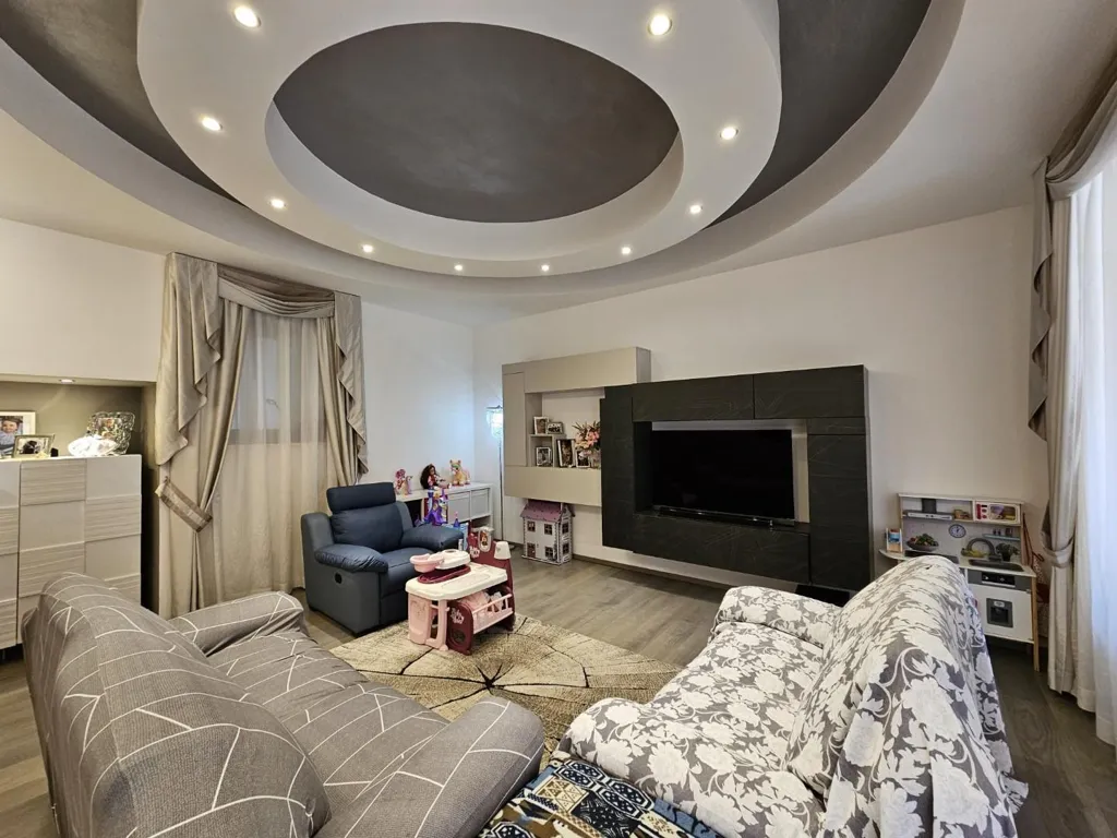 Elutuba - Apartment with Private Courtyard in Siena