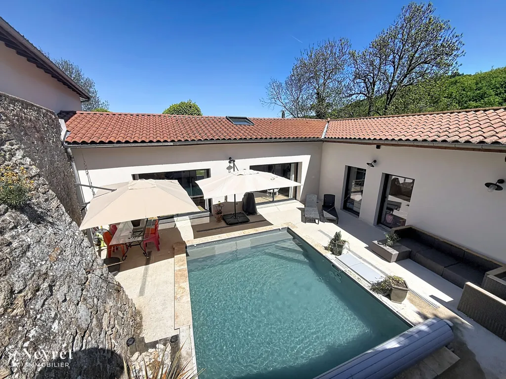 Bassein - Renovated Farmhouse with Pool in Valfleury
