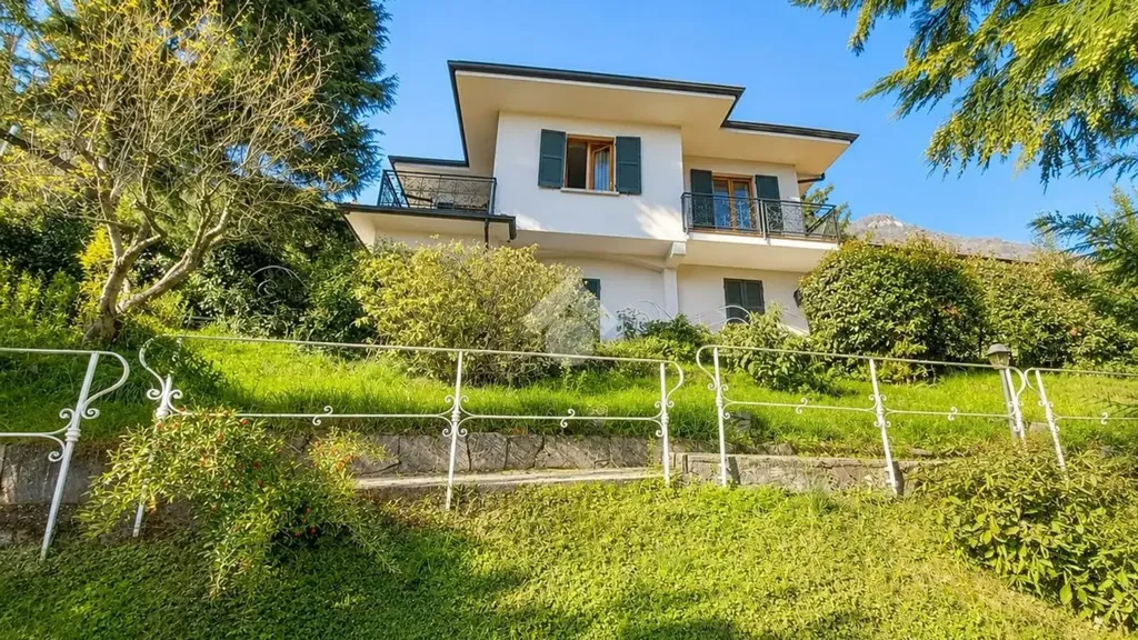 Esterno - Panoramic Villa with Garden in Ponte Lambro