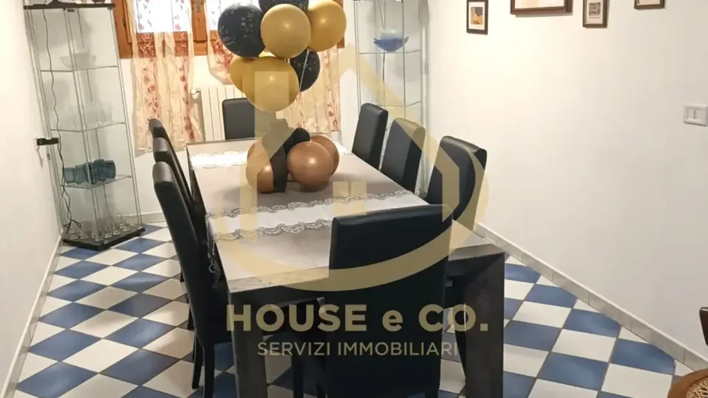 Salle à manger - Villa with Private Garden in Vigevano