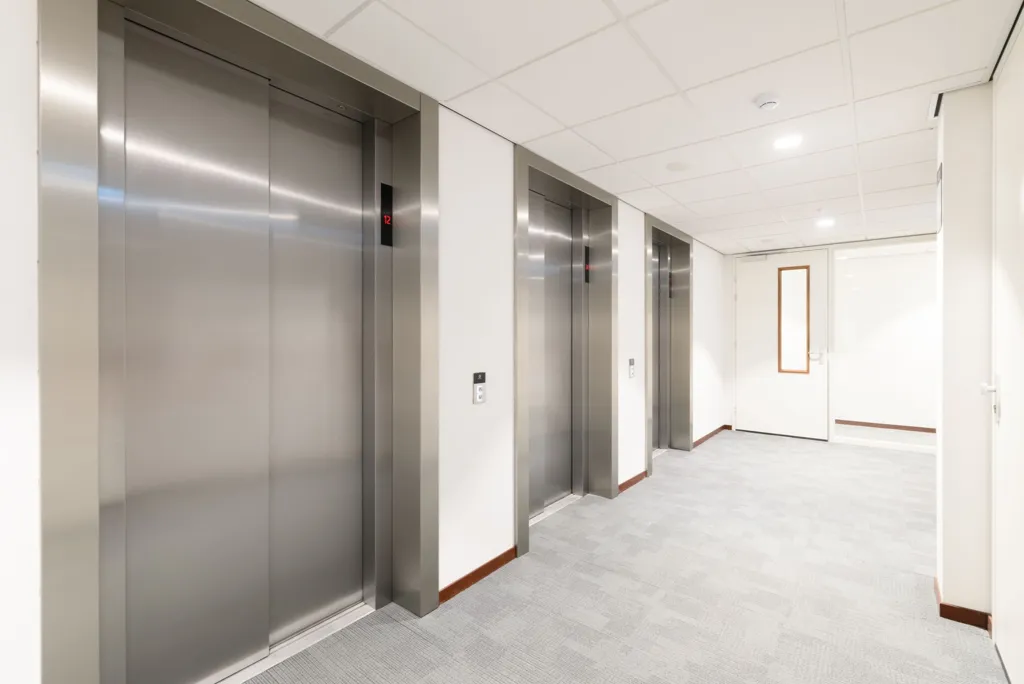 hallway_entrance