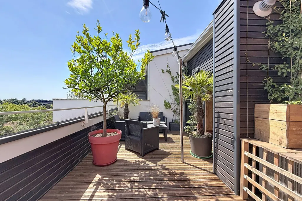 Terrazza - Contemporary Duplex with Terrace in Cenon