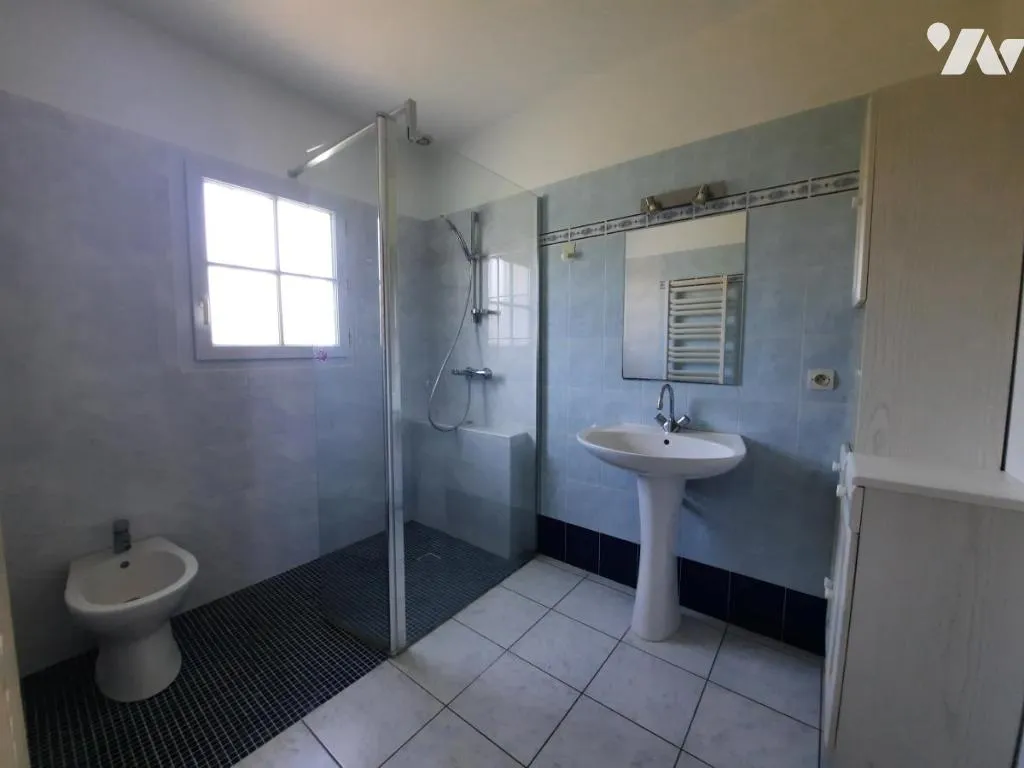 Vannitoad - Ground Floor House with Garden in Challans
