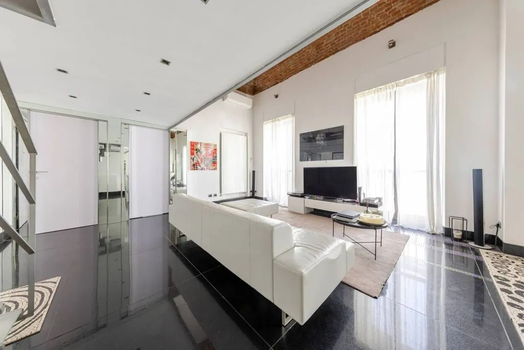 Elutuba - Luxury Flat in Historic Building, Milan